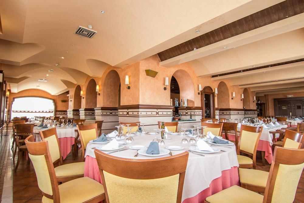 Hotel Abades Guadix Exterior photo