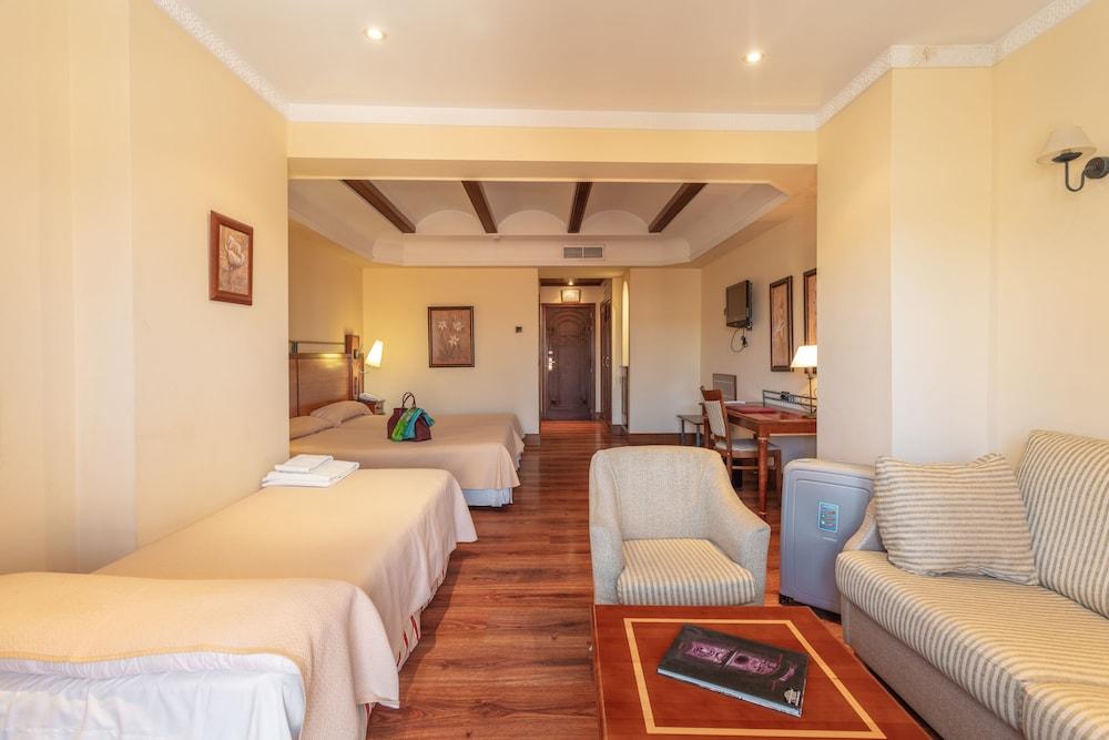 Hotel Abades Guadix Exterior photo