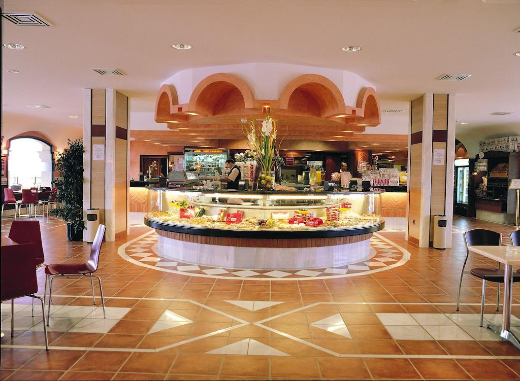 Hotel Abades Guadix Exterior photo